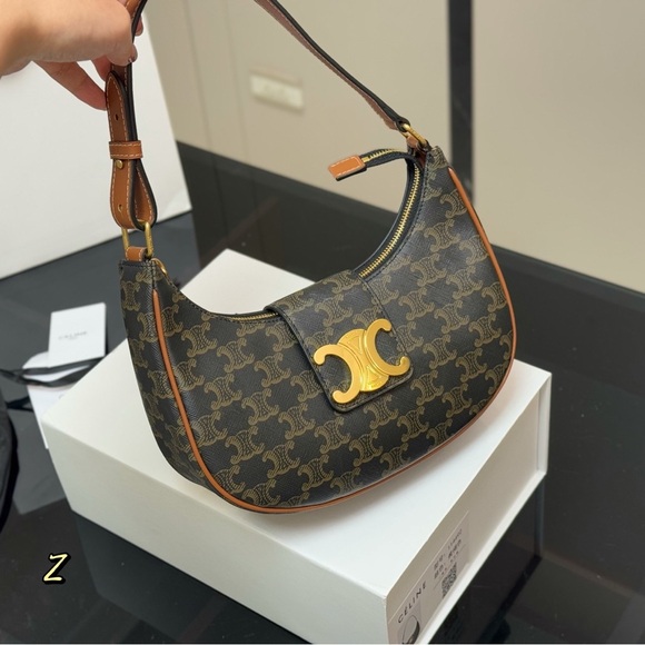 celine underarm bag - Picture 1 of 9